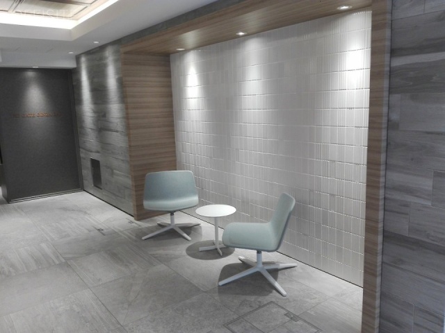 +SHIFT GINZA EAST エントランス