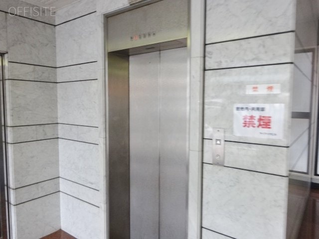 サイテックビル エントランス