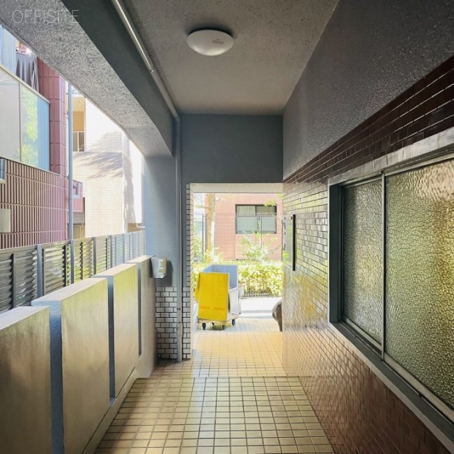 メイゾン神楽坂 エントランス