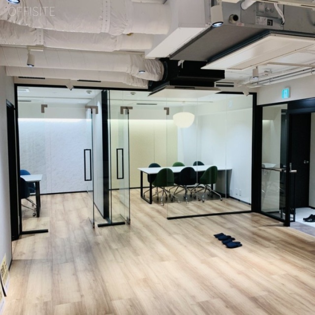 THE CORNER 日本橋 east 室内