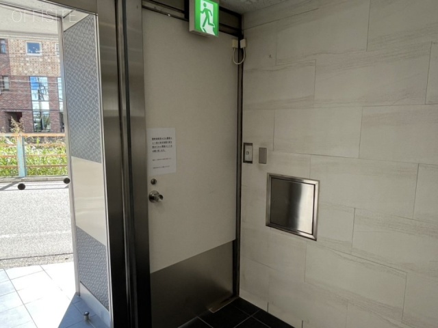 MFビル エントランス