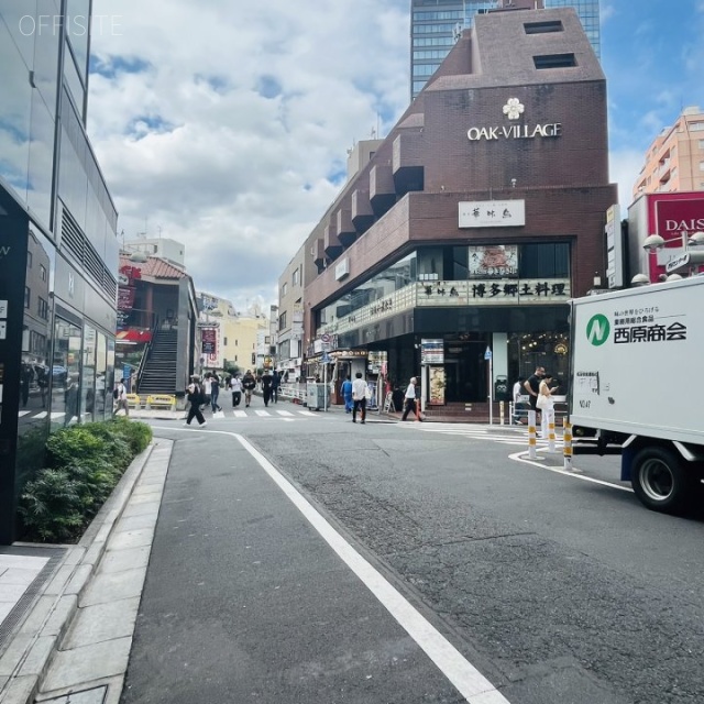 YY UDAGAWAビル 前面道路