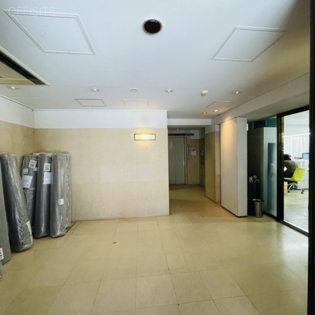 OF信濃町ビル エントランス