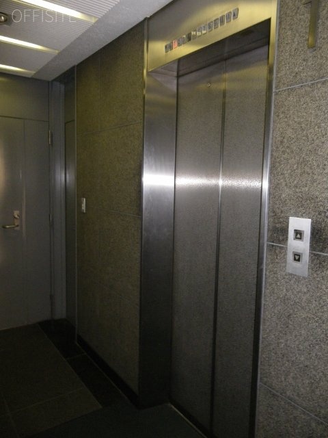 渋谷三丁目ビル エレベーター