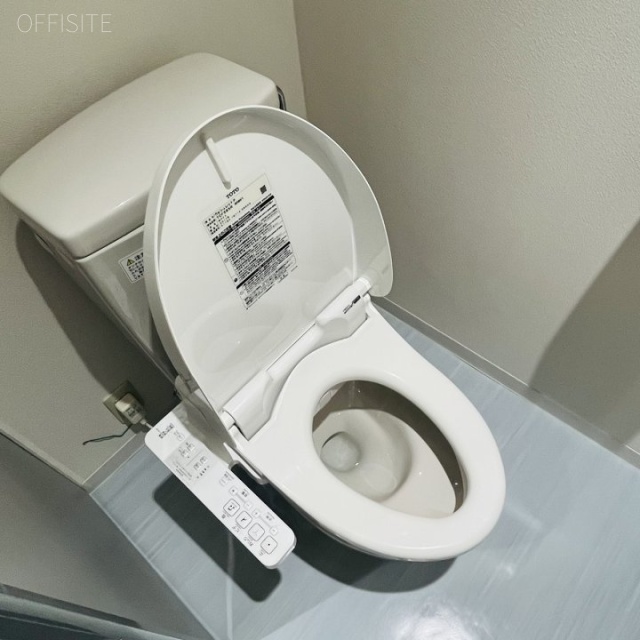 12東洋海事ビル 基準階トイレ