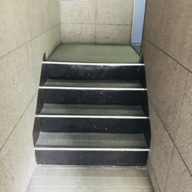 京橋宏陽ビル エントランス