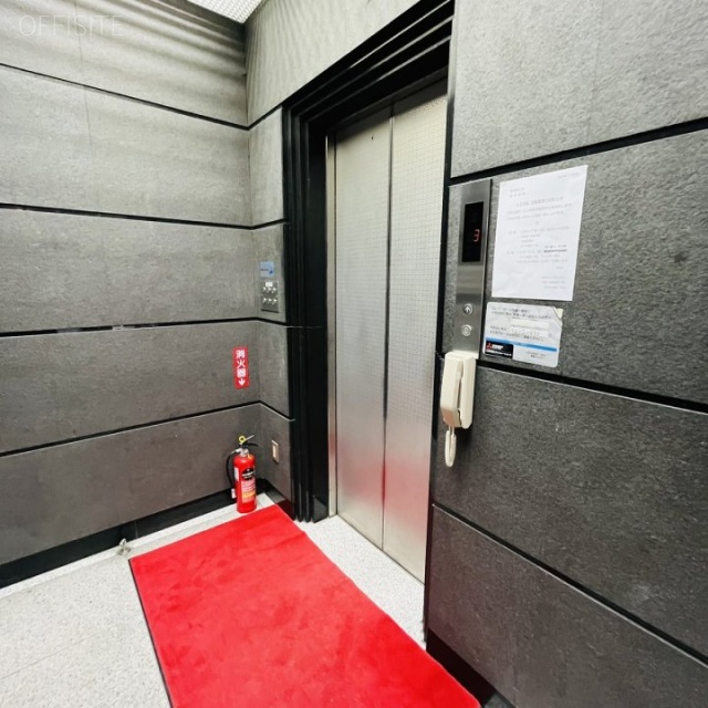 有楽堂ビル エレベーター