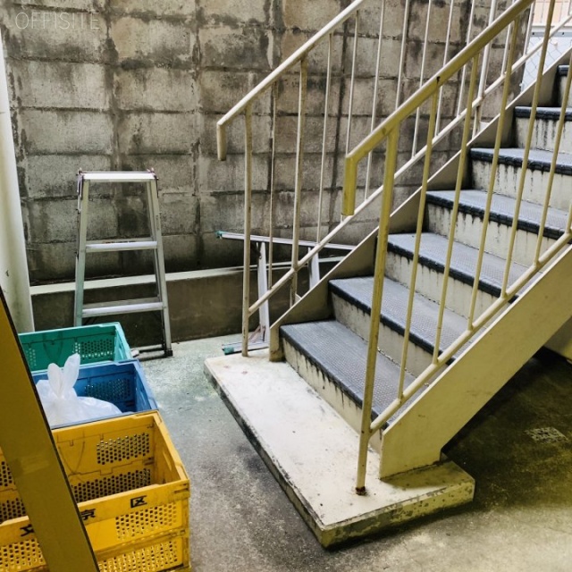 お茶の水サニービル 外観