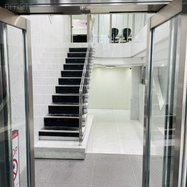 オオタケ第7ビル エントランス