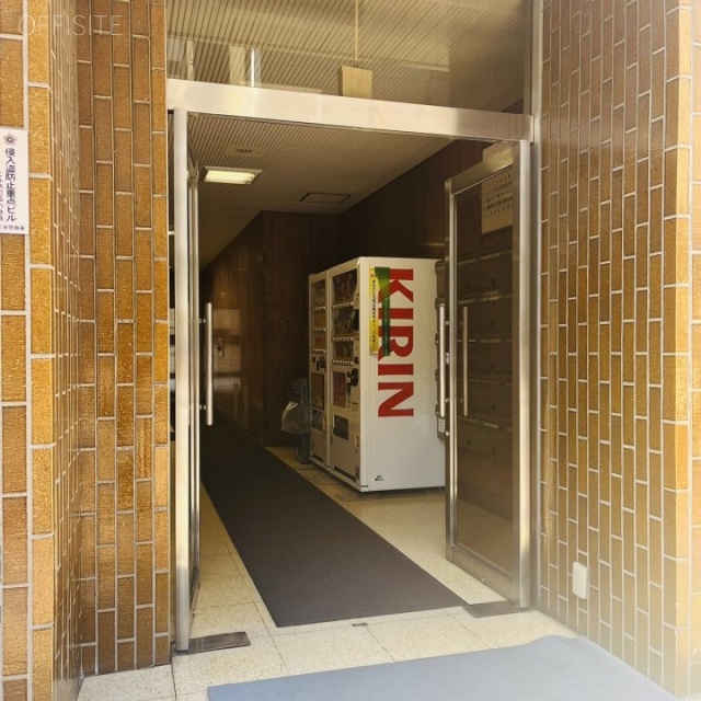 第三協栄ビル エントランス