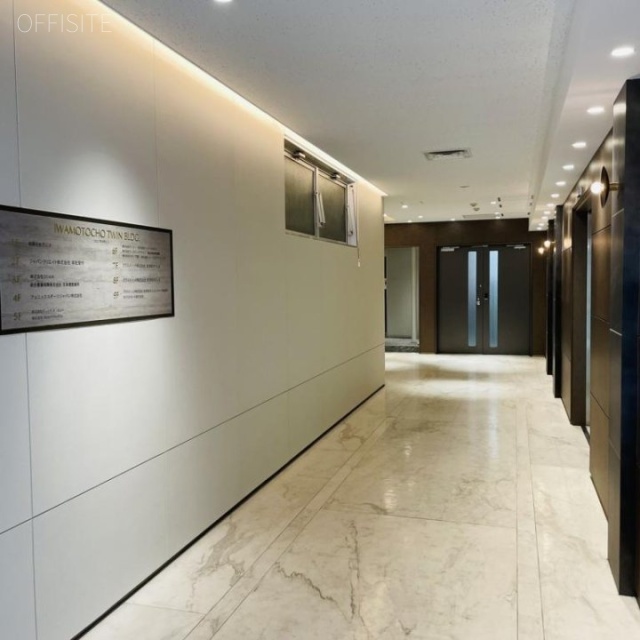 岩本町ツインビル エントランスホール