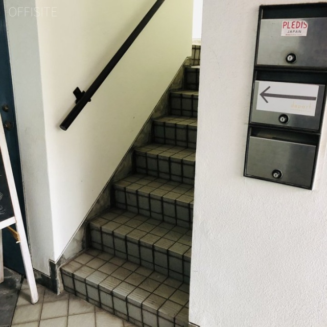 オラシオン青山ビル エントランス