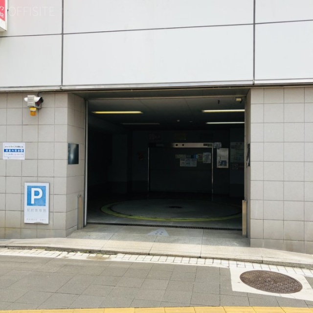 メットライフ川崎ビル 駐車場