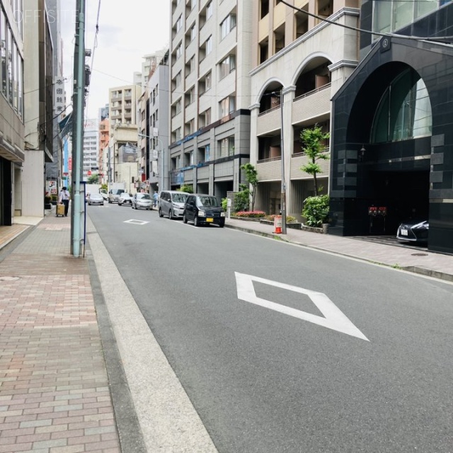 東日本橋EXビル ビル前面道路