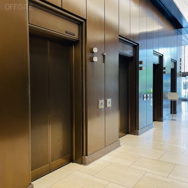 富国生命ビル エレベーター