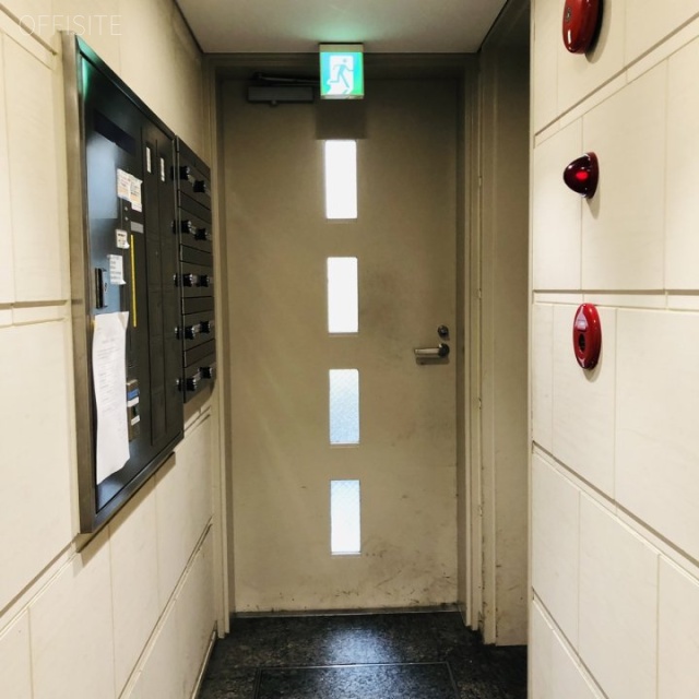 銀座武蔵野ビル エントランス