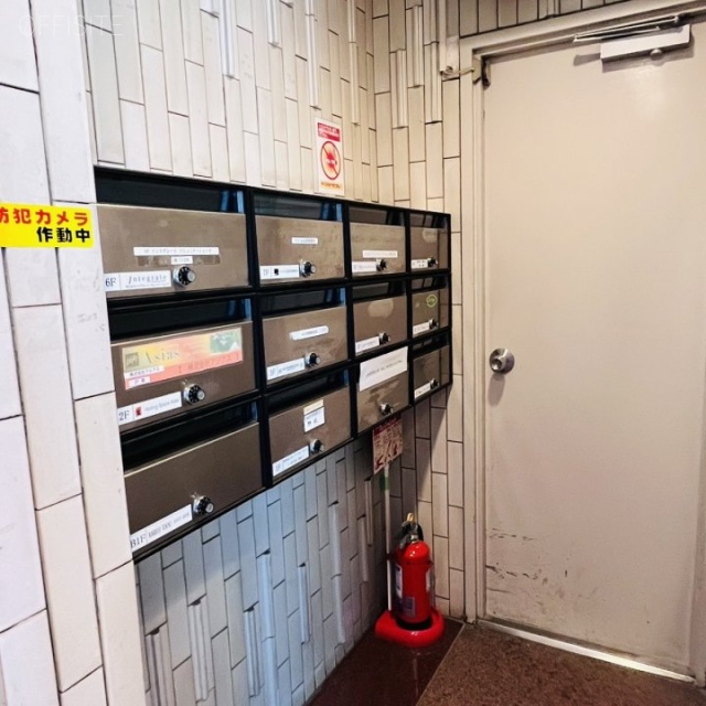 櫻井ビル エントランス