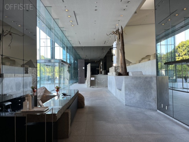 草月会館 エントランス