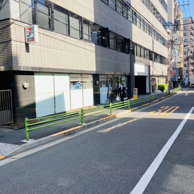 ワイズビル 外観