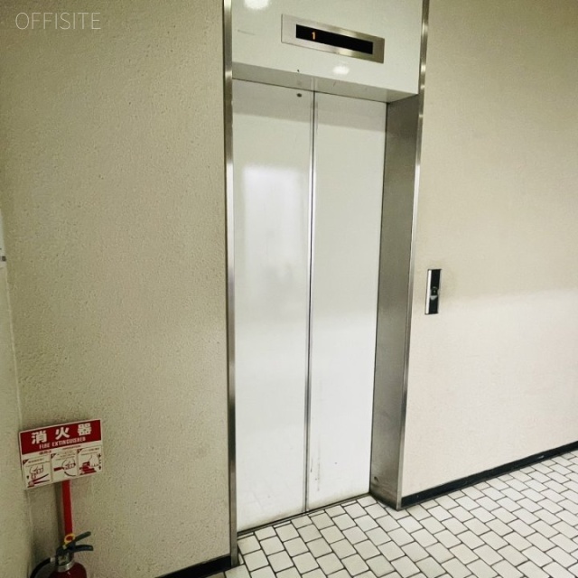 飯田橋尚学ビル別館 エレベーター