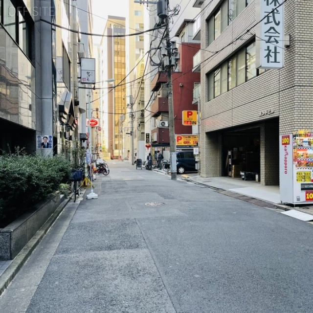 武蔵野ビル ビル前面道路