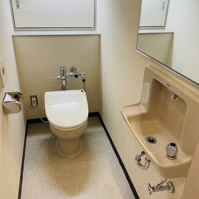 福栄秋葉原ビル 男女別トイレ