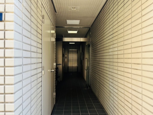 田口ビル エントランス