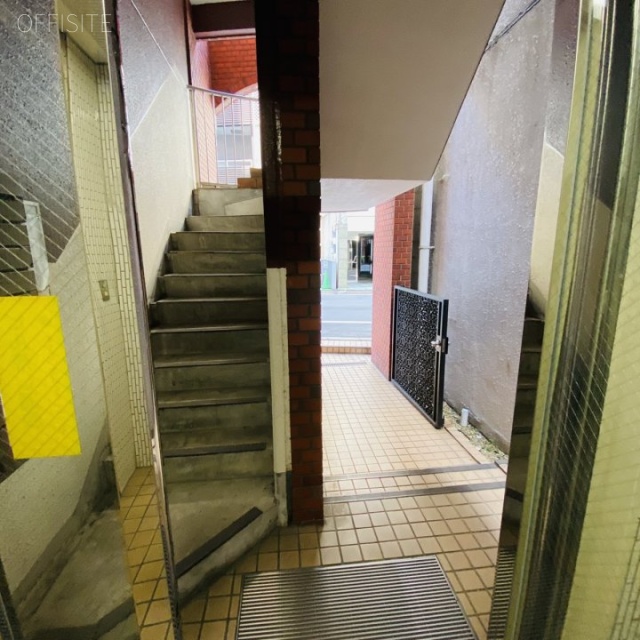 エスポアールビル エントランス