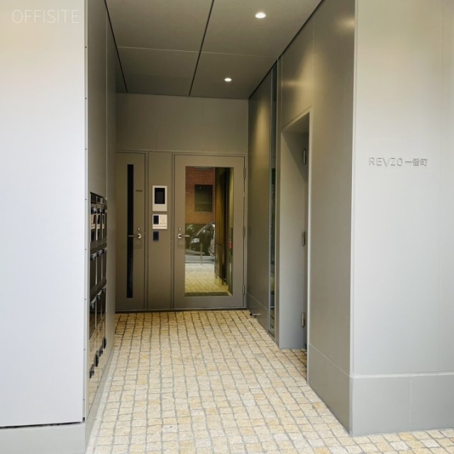 ZeST一番町 エントランス