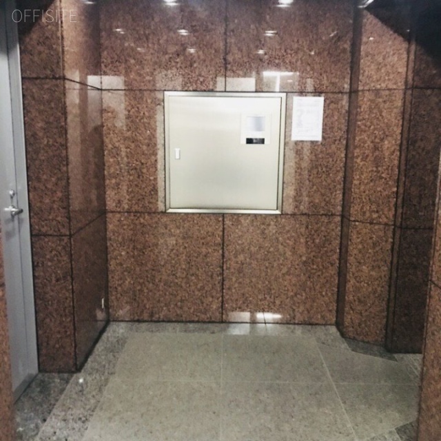 三軒茶屋堀商ビル エレベーターホール