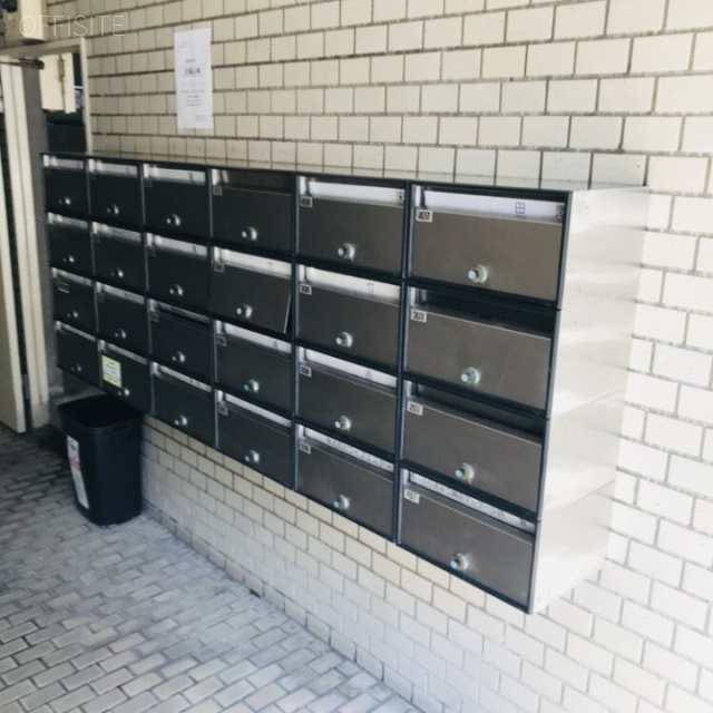 メゾン東麻布 郵便受け