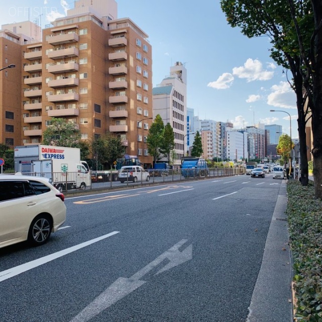 塩谷入船ビル ビル前面道路