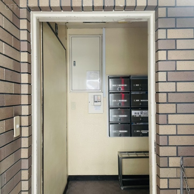 第19大協ビル エントランス