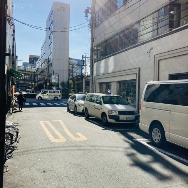 NRT神田須田町ビル ビル前面道路