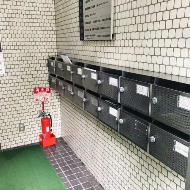 新宿カメヤビル 郵便受け