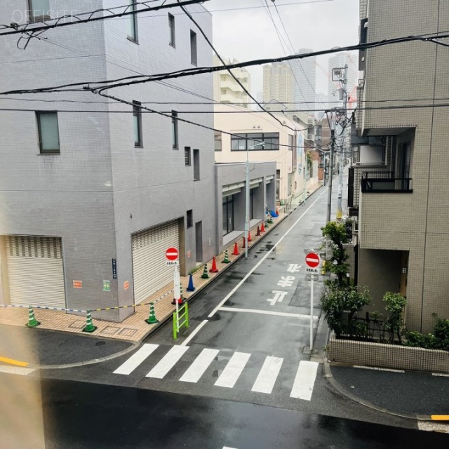 ワイズビル 内装