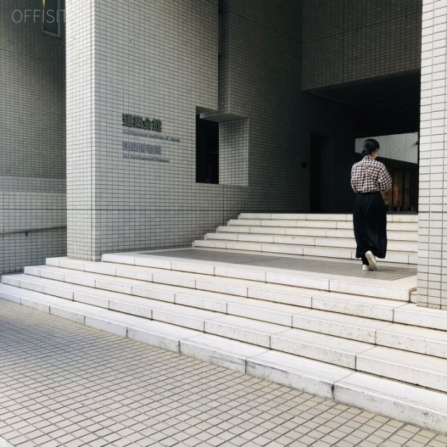 建築会館 エントランス