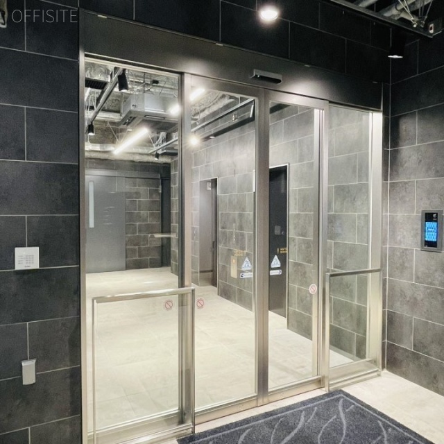 CIRCLES半蔵門 オフィスビル出入口