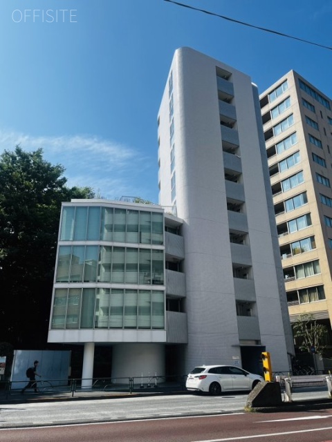 プラウドフラット新宿御苑 外観