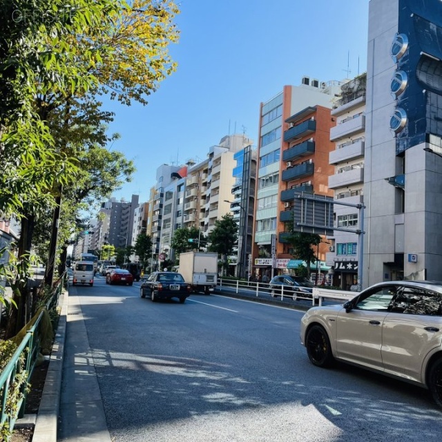 フロンティア中目黒 前面道路