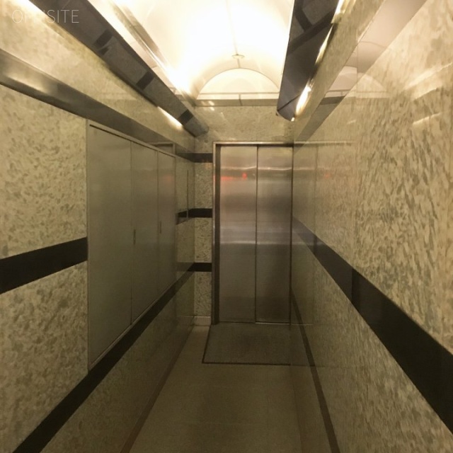 稲垣ビル エントランス