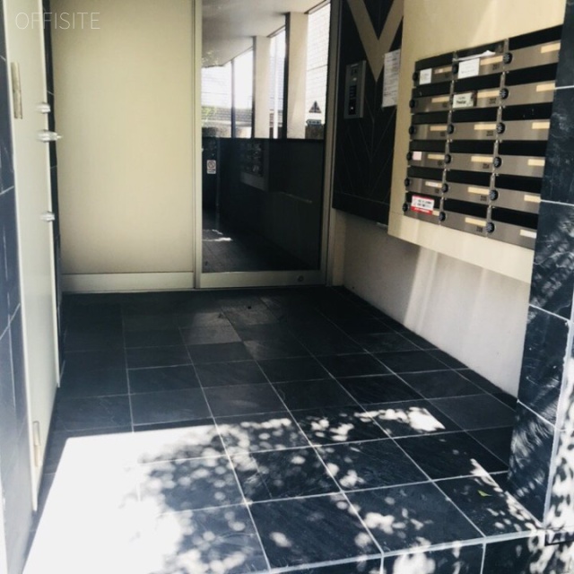 ヴィラージュ白金台 エントランス