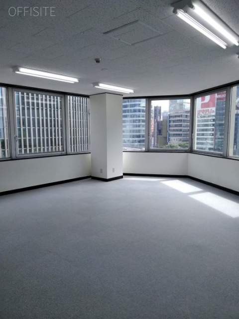 マスヤビル 室内