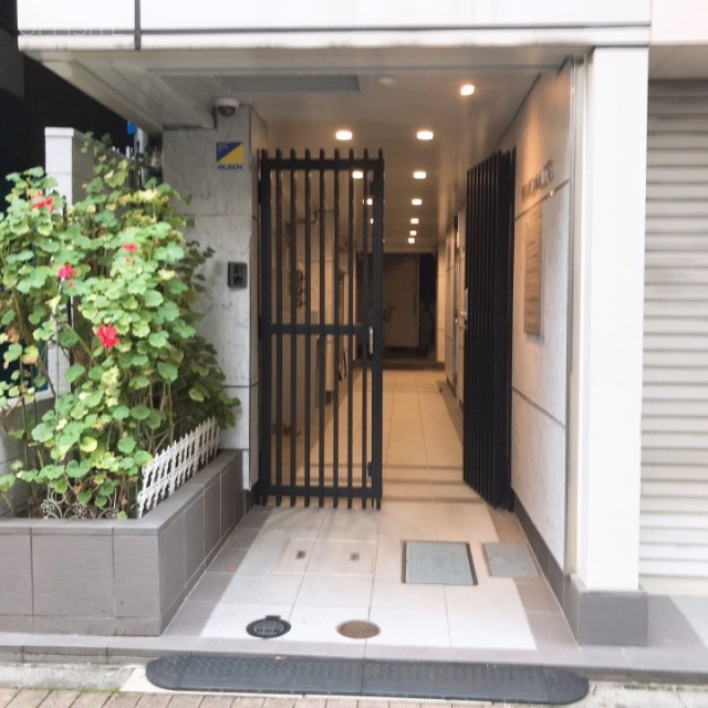 亀田ビル エントランス