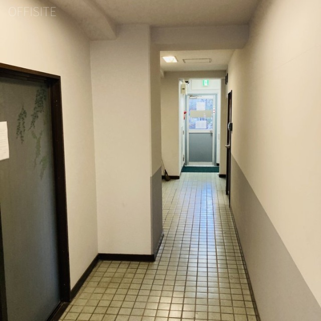 第1小森谷ビル エントランス