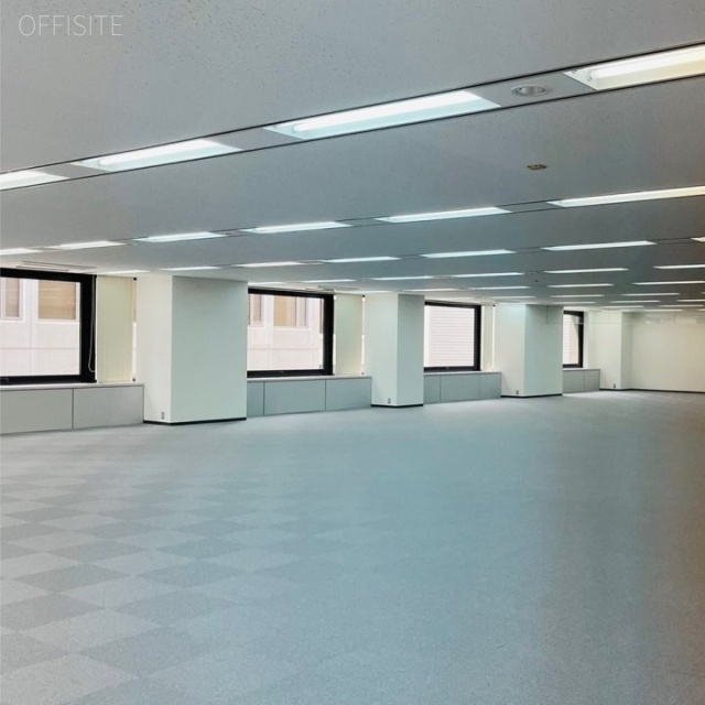 日本薬学会長井記念館 基準階 室内