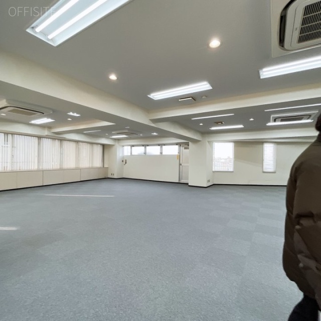 初台村上ビル 4J階室内