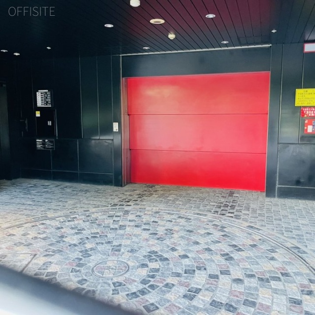 グーゴルプレックス・ミレニアムビル 駐車場