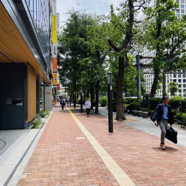 PMO池袋ビル ビル前面道路