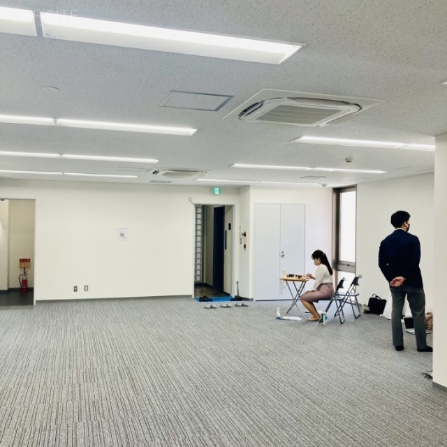 たきしん赤羽ビル 室内